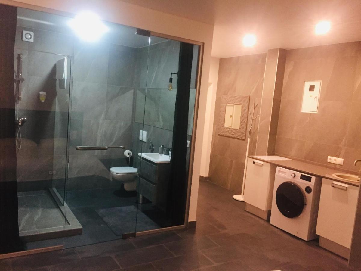 Эксклюзивная Квартира На Крещатике Kiew Exterior foto